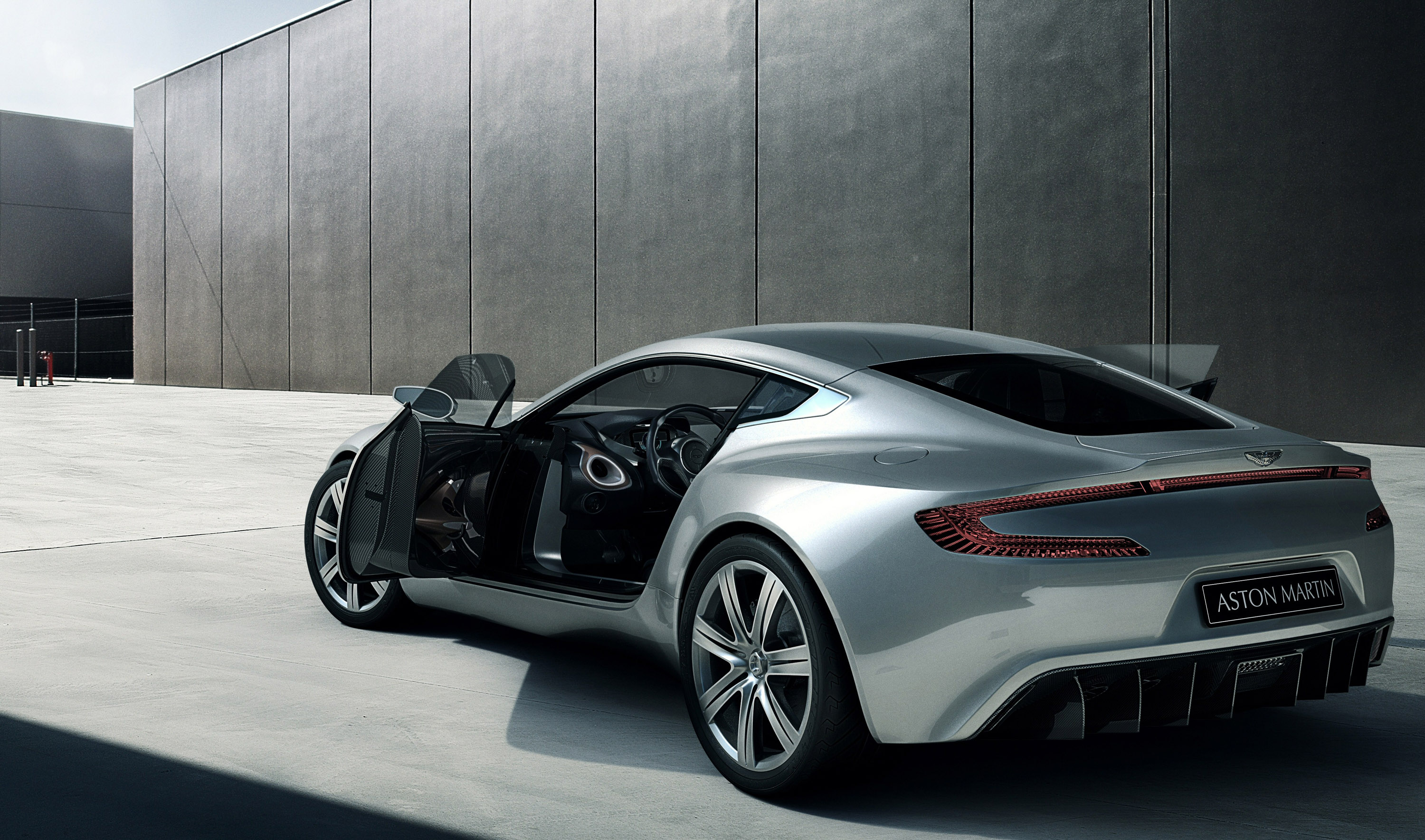 Aston Martin One-77