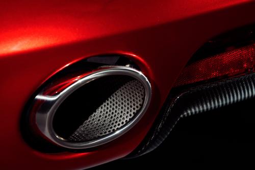 Aston Martin Rapide S (2013) - picture 17 of 20