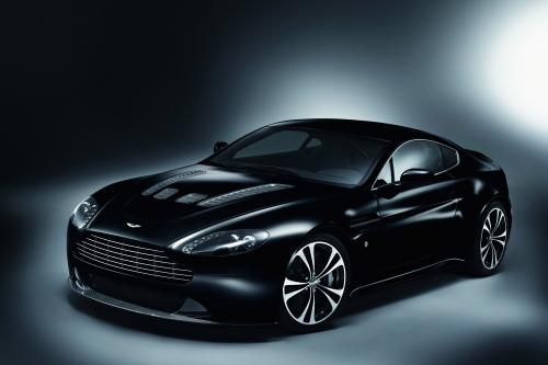 Aston Martin V12 Vantage Carbon Black (2010) - picture 1 of 3