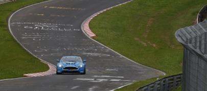 Aston Martin V12 Vantage Nurburgring 24 Hour (2009) - picture 4 of 4