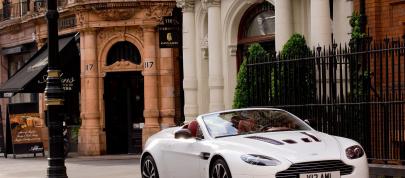 Aston Martin V12 Vantage Roadster (2012) - picture 7 of 26