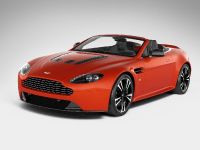 Aston Martin V12 Vantage Roadster (2012) - picture 1 of 26