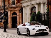 Aston Martin V12 Vantage Roadster (2012) - picture 7 of 26