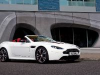 Aston Martin V12 Vantage Roadster (2012)