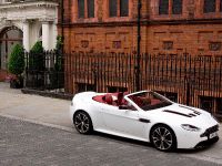 Aston Martin V12 Vantage Roadster (2012) - picture 10 of 26