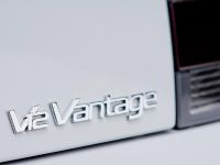 Aston Martin V12 Vantage Roadster (2012) - picture 21 of 26