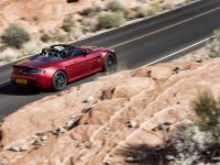 Aston Martin V12 Vantage S Roadster (2015) - picture 8 of 10