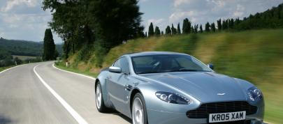 Aston Martin V8 Vantage (2006) - picture 4 of 4