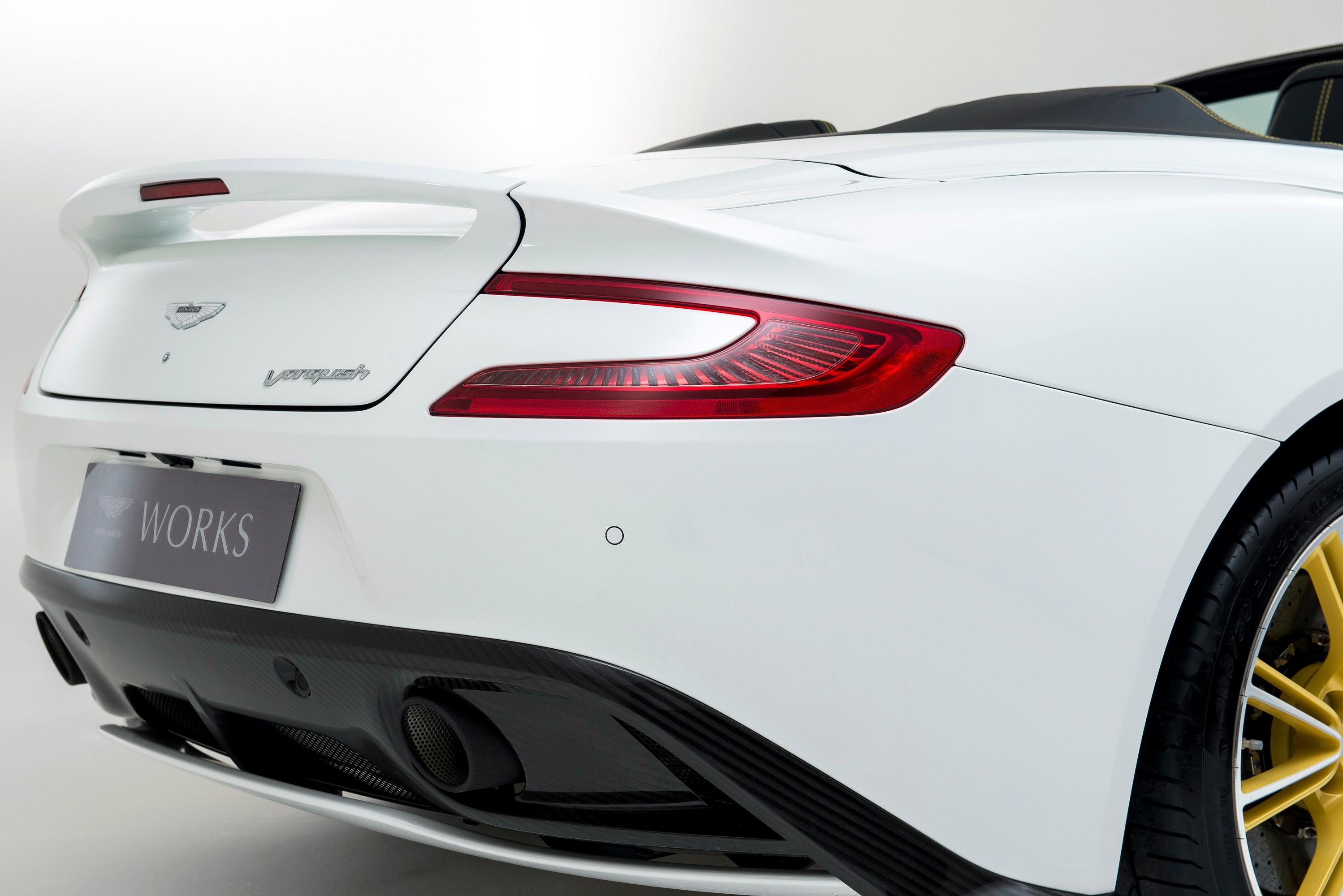 Aston Martin Vanquish Super GT Anniversary Edition