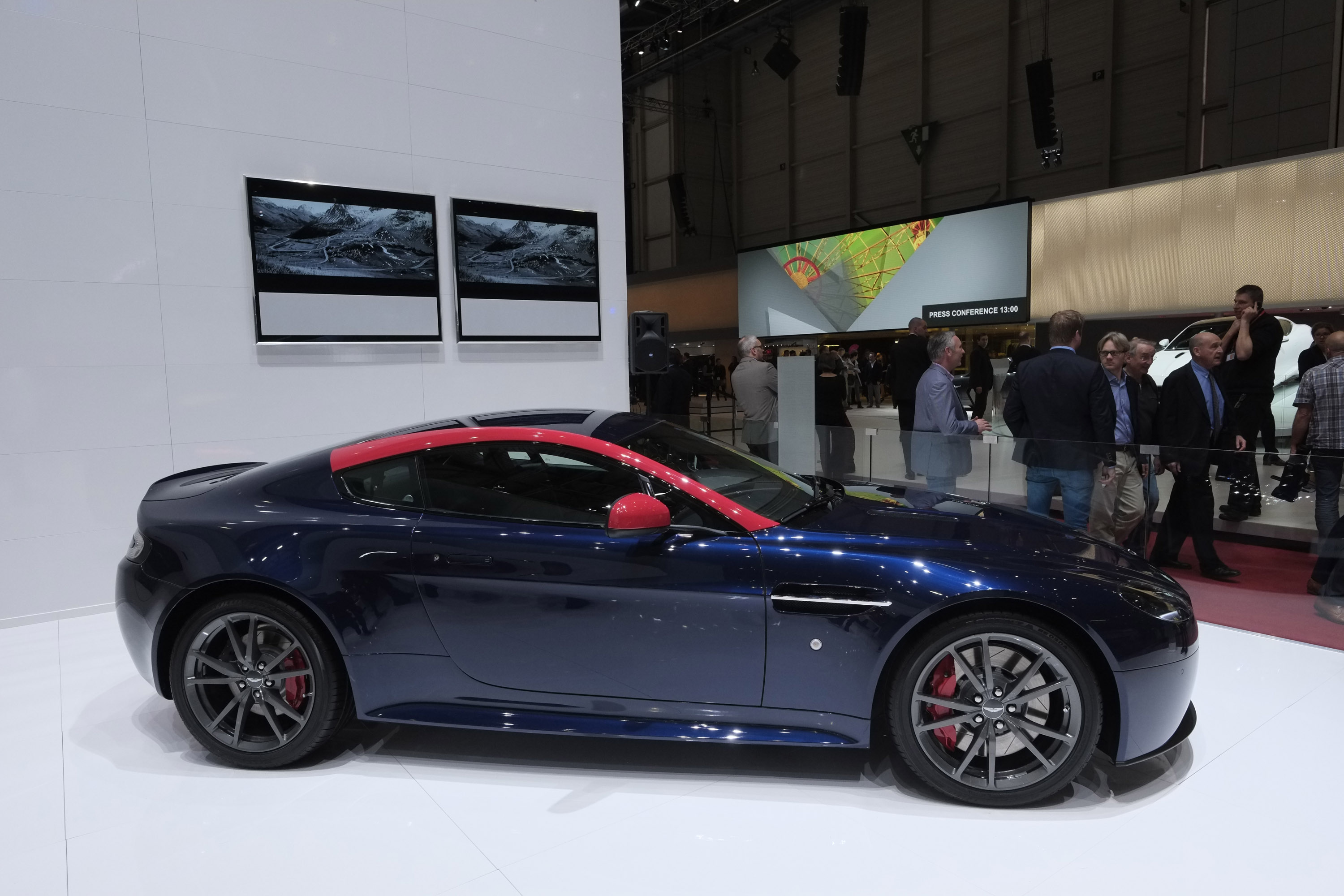 Aston Martin Vantage N430 Geneva