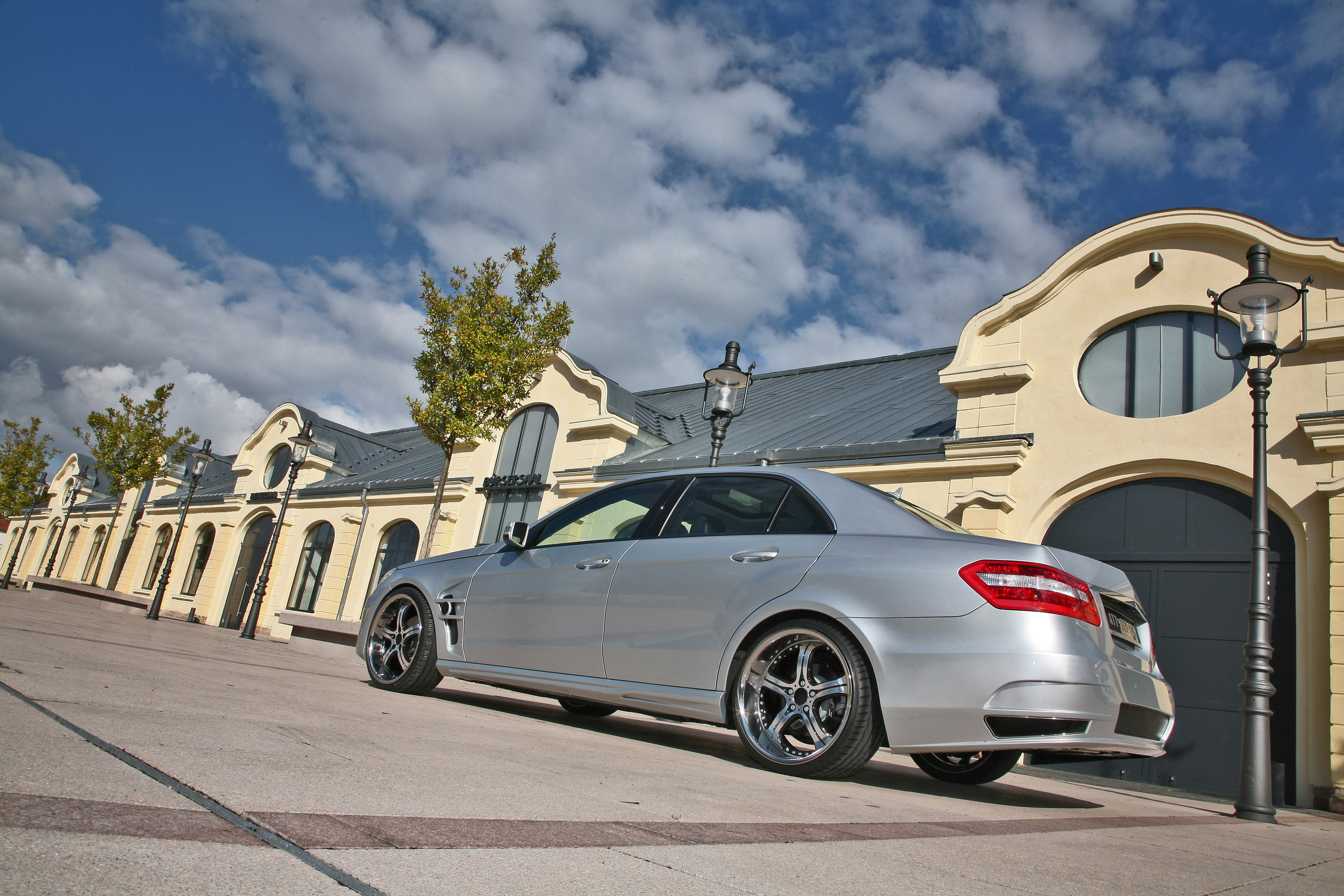 ATT Mercedes-Benz E-Class