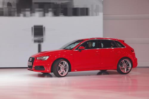 Audi A3 Sportback Paris (2012) - picture 1 of 4