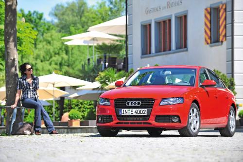 Audi A4 2.0 TDI e (2009) - picture 9 of 32