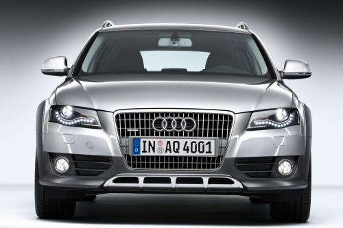 Audi A4 allroad quattro (2010) - picture 1 of 54