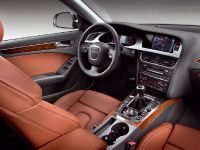 Audi A4 Avant (2008) - picture 3 of 4