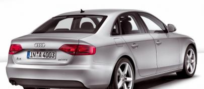 Audi A4 (2008) - picture 4 of 5