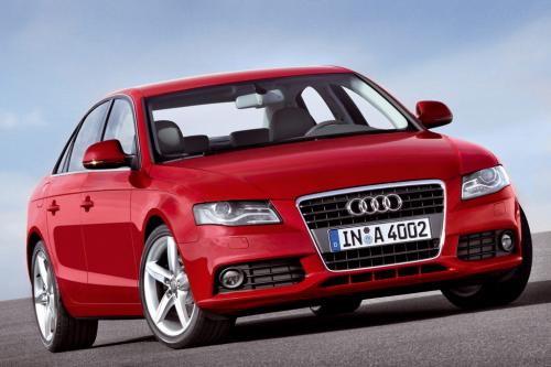 Audi A4 (2008) - picture 1 of 5