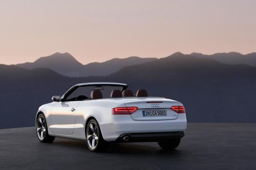 Audi A5 Cabriolet (2010) - picture 17 of 53