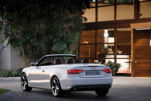 Audi A5 Cabriolet (2010) - picture 25 of 53