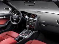 Audi A5 Cabriolet (2010) - picture 10 of 53