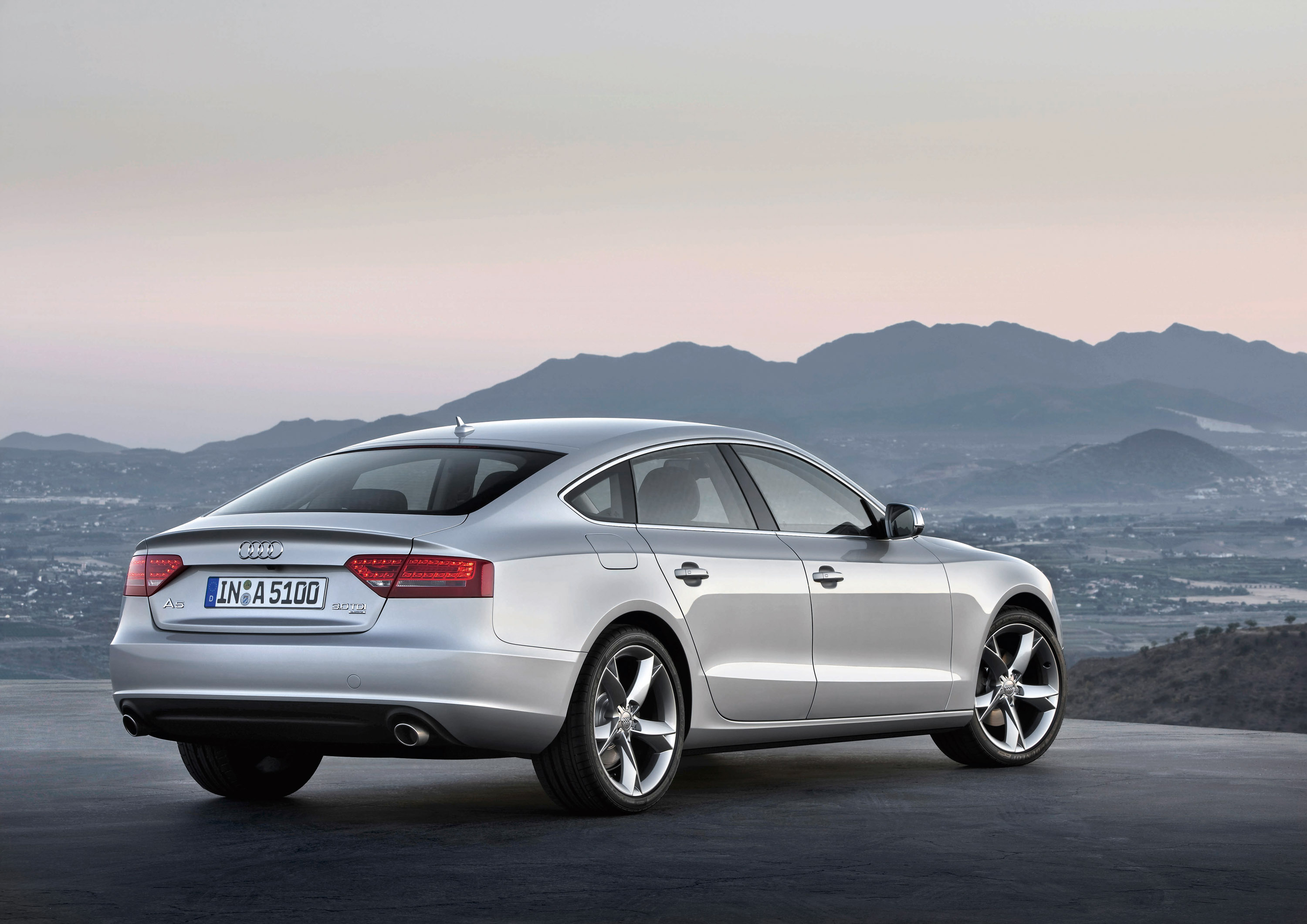 А5 в1. Audi a5 Sportback. Ауди а5 Спортбэк. Audi a5 2010. Ауди а5 Спортбэк 2010.