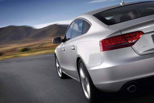 Audi A5 Sportback (2010) - picture 16 of 40
