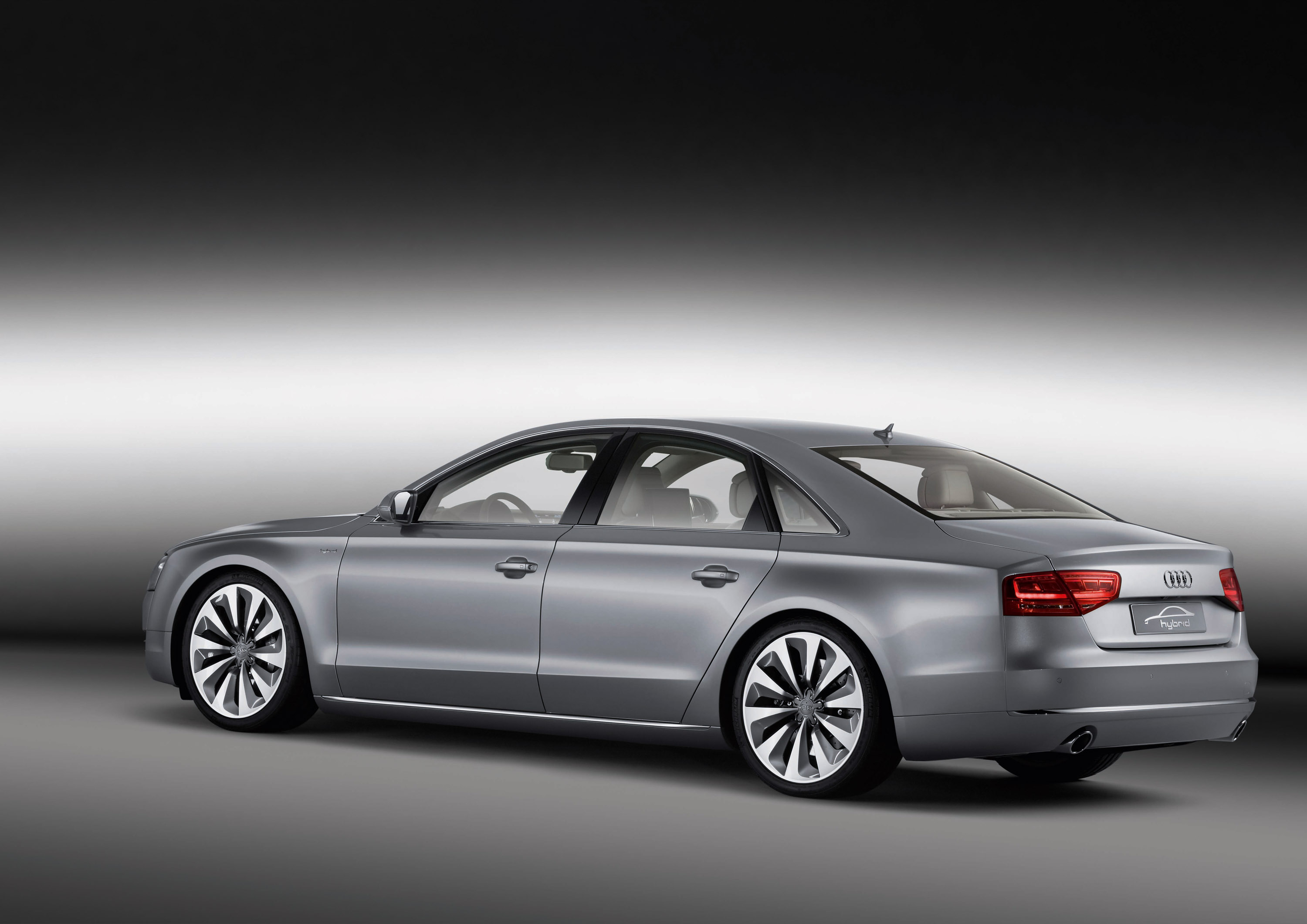 Audi A8 hybrid