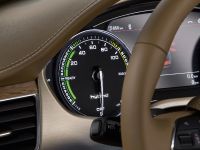 Audi A8 hybrid (2011)