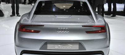 Audi e-tron Detroit (2010) - picture 4 of 4