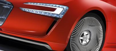 Audi e-tron (2009) - picture 39 of 61