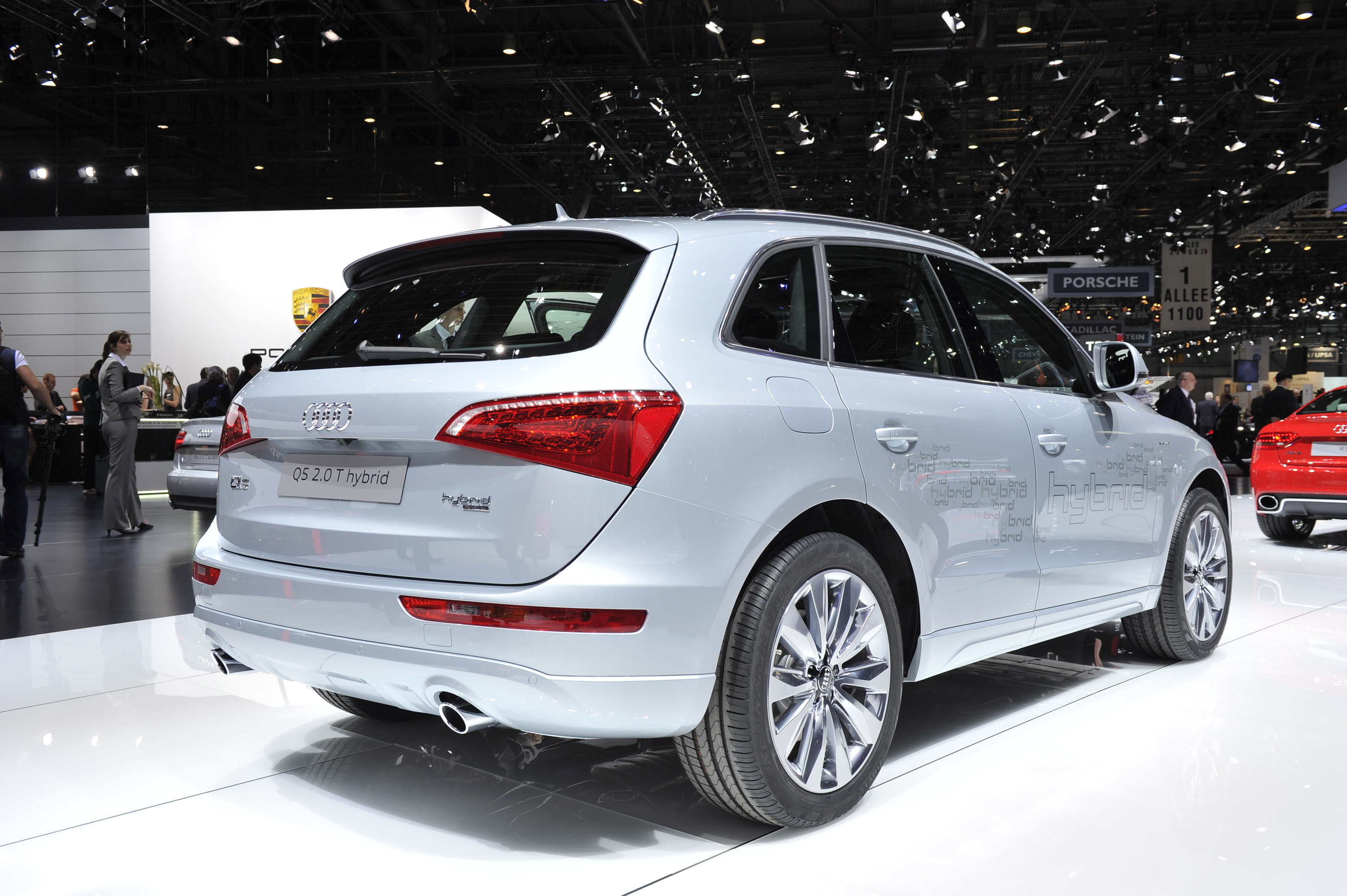 Audi Q5 2.0 T Hybrid Geneva