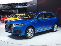 Audi Q7 Detroit (2015) - picture 3 of 6