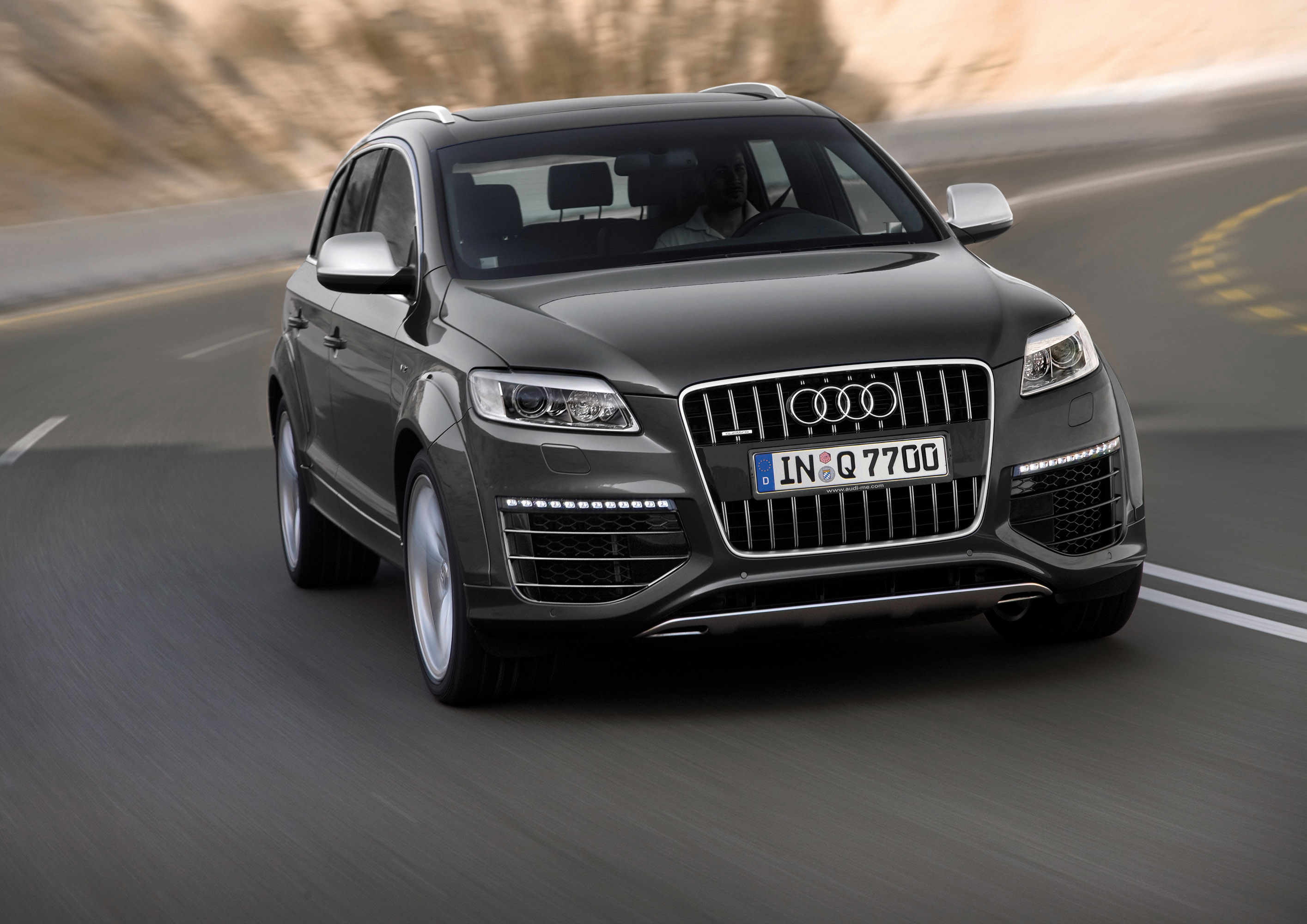 Audi Q7 V12 TDI quattro