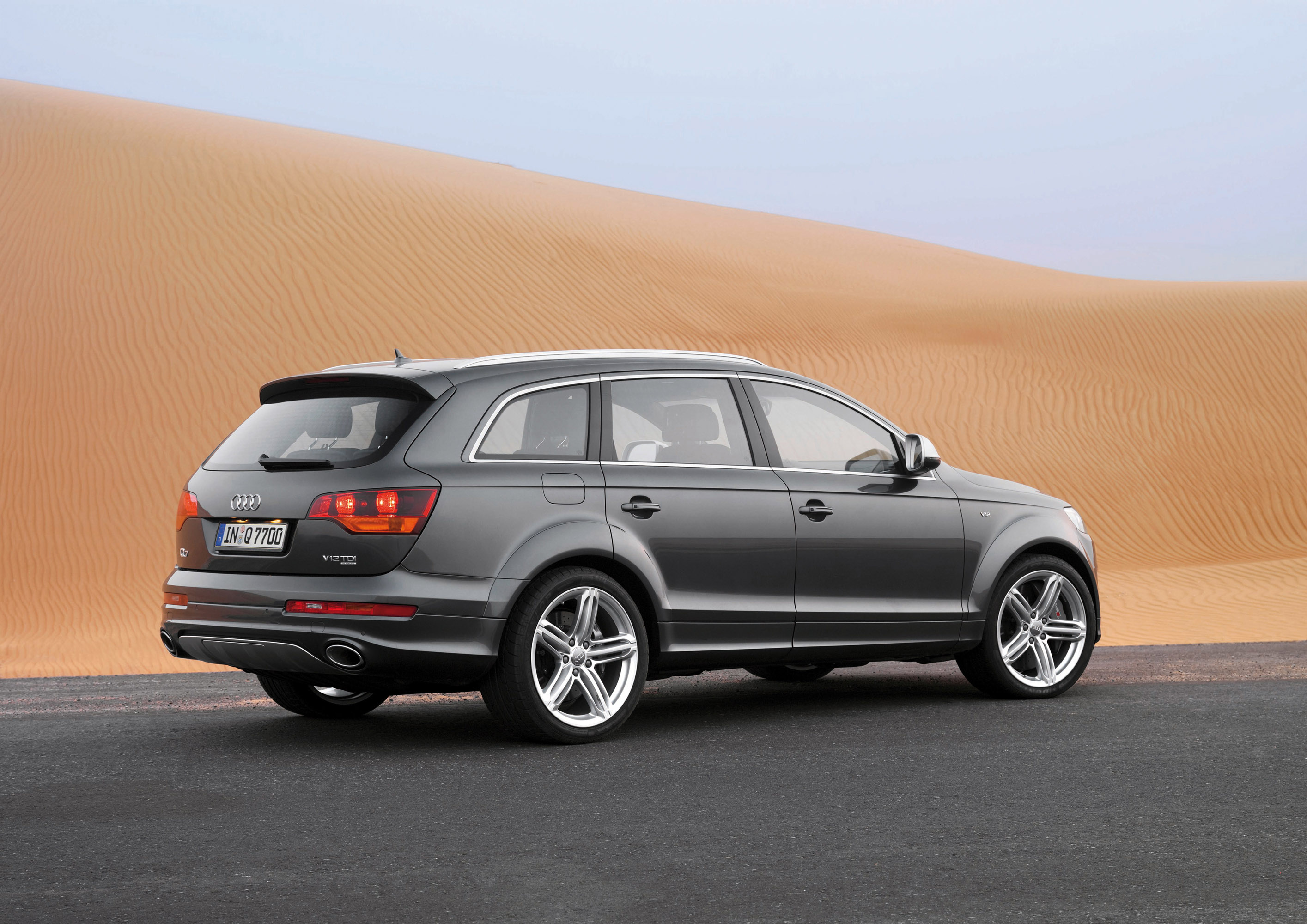 Audi Q7 V12 TDI quattro