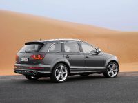 Audi Q7 V12 TDI quattro (2009) - picture 22 of 40
