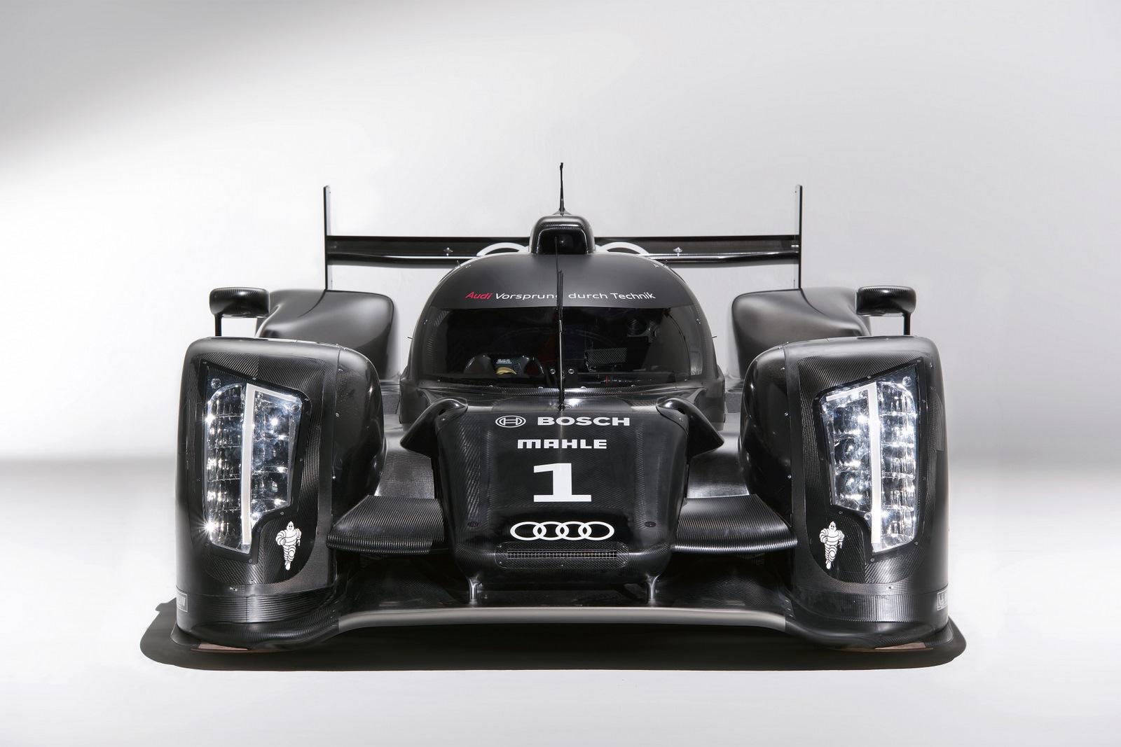 Audi R18 Race Car