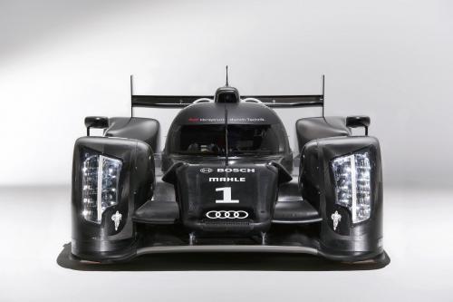 Audi R18 Race Car (2010) - picture 9 of 19