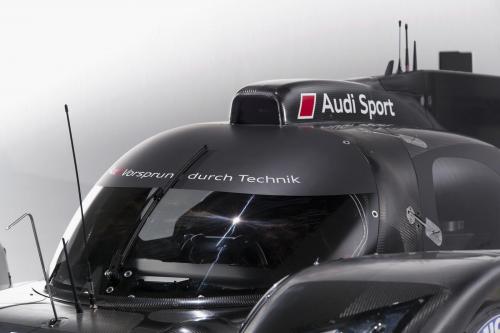 Audi R18 Race Car (2010) - picture 16 of 19