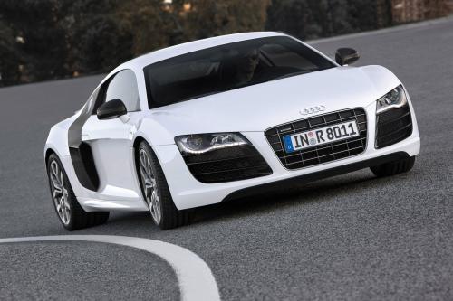 Audi R8 5.2 FSI quattro (2010) - picture 8 of 17