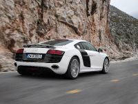 Audi R8 5.2 FSI quattro (2010) - picture 10 of 17