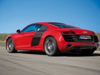 Audi R8 5.2 FSI quattro (2010) - picture 14 of 17