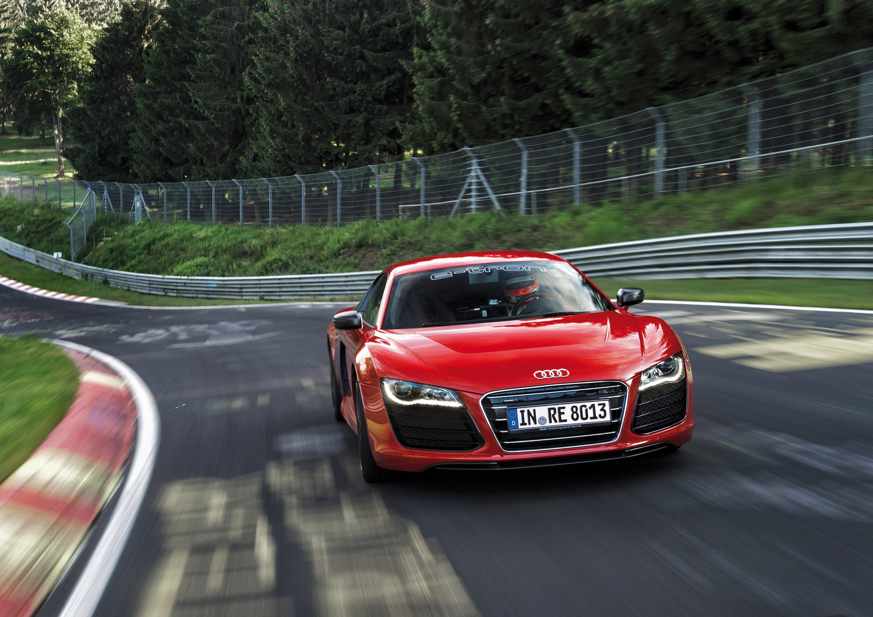 Audi R8 e-tron Nurburgring Record