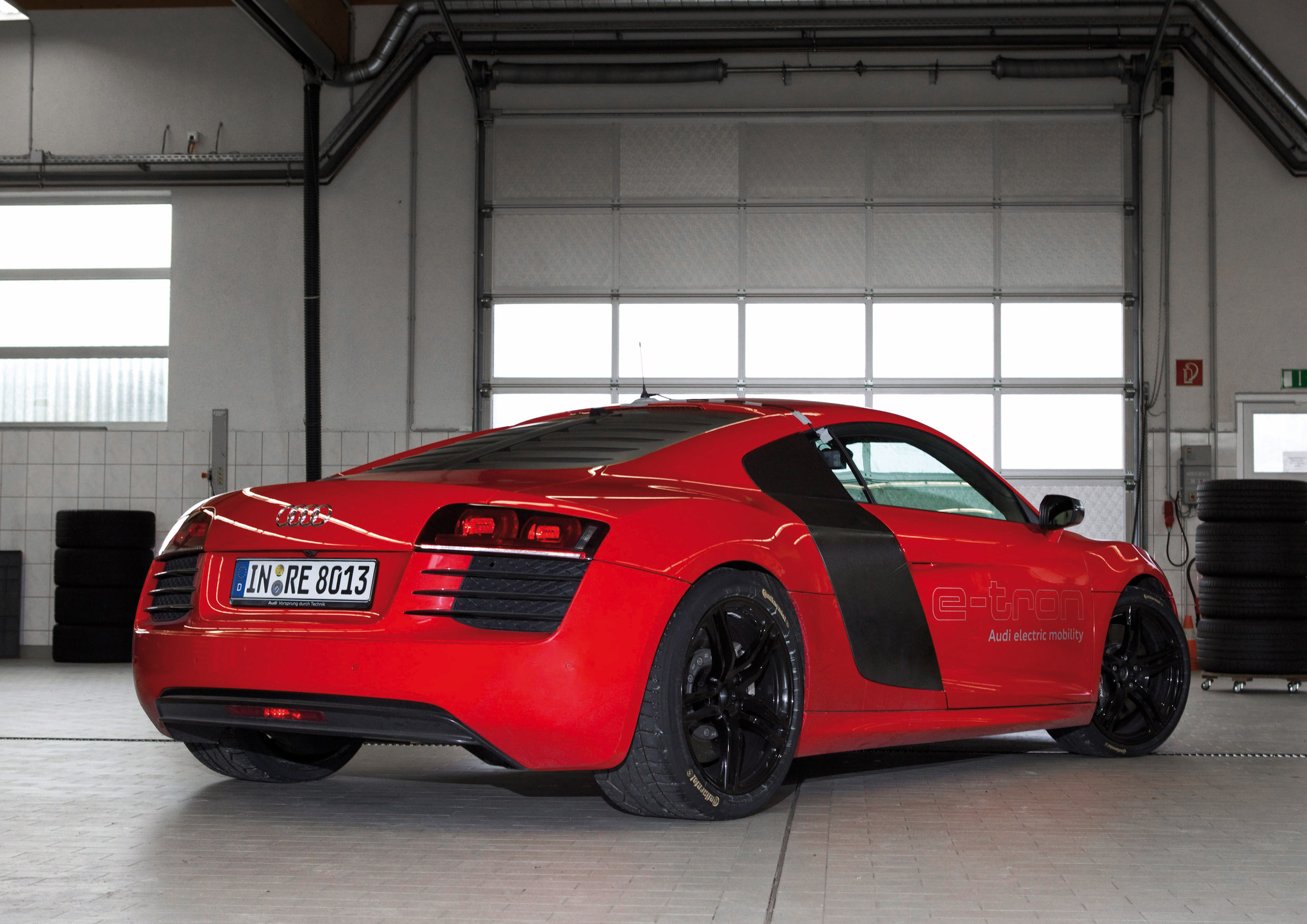 Audi R8 e-tron Nurburgring Record