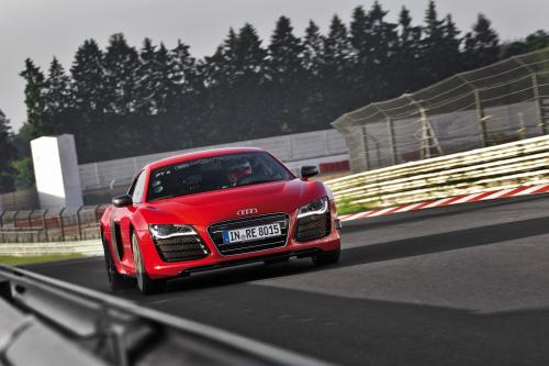 Audi R8 e-tron Nurburgring Record (2012) - picture 8 of 20