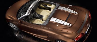 Audi R8 Spyder 5.2 FSI quattro (2010) - picture 7 of 36