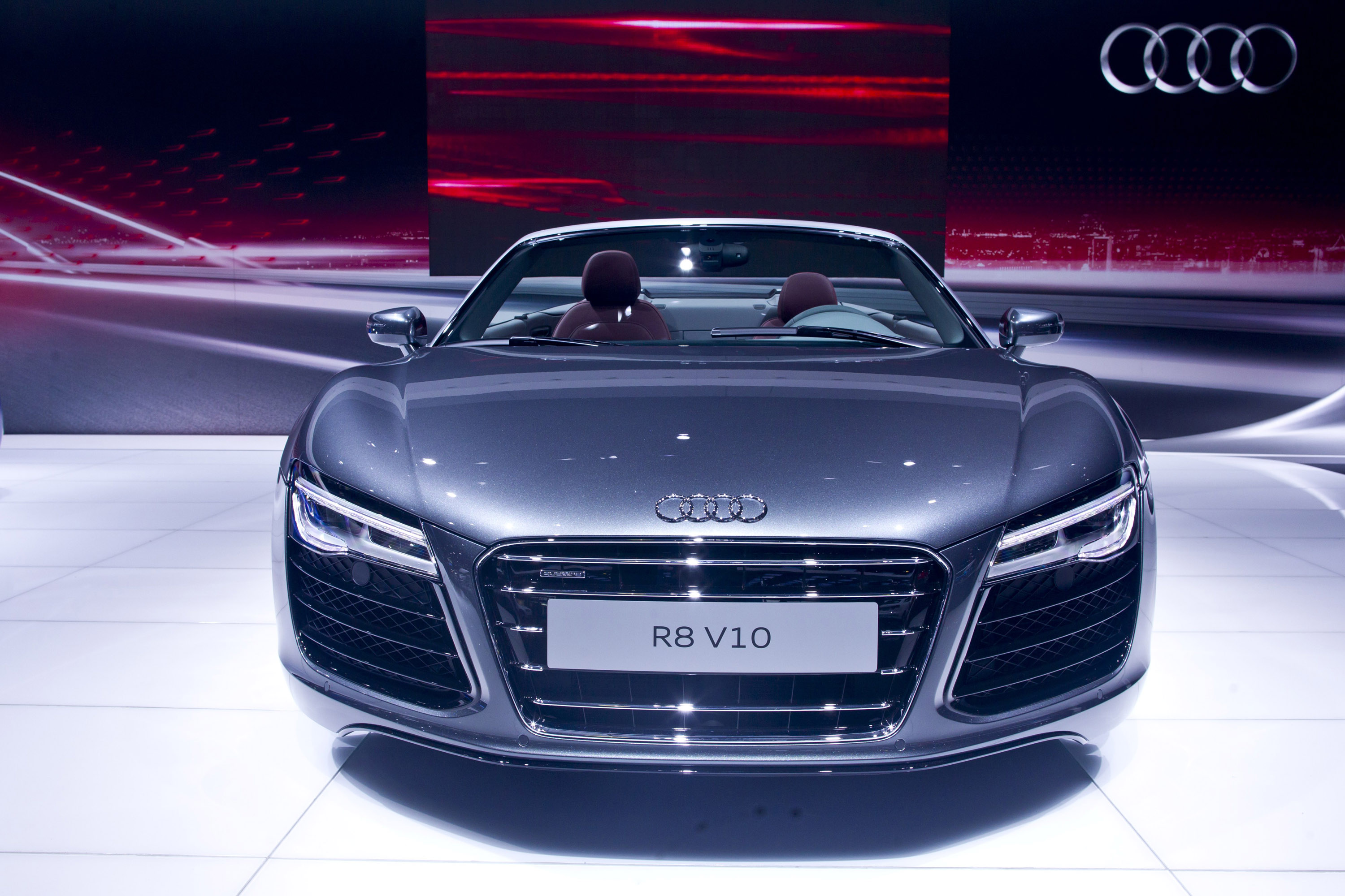 Audi R8 Spyder Moscow