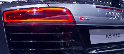 Audi R8 Spyder Moscow (2012) - picture 7 of 8