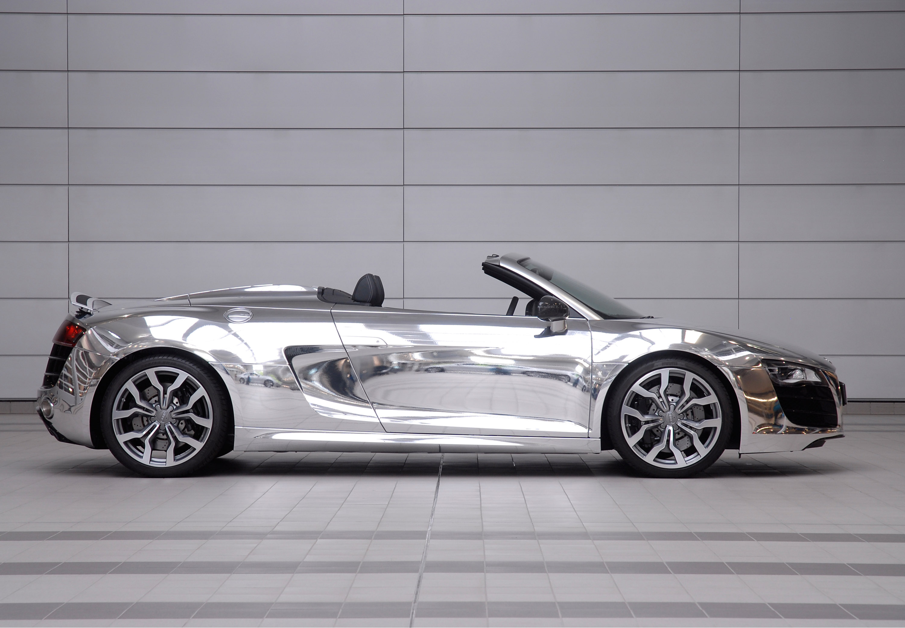 Audi R8 V10 Spyder Chrome