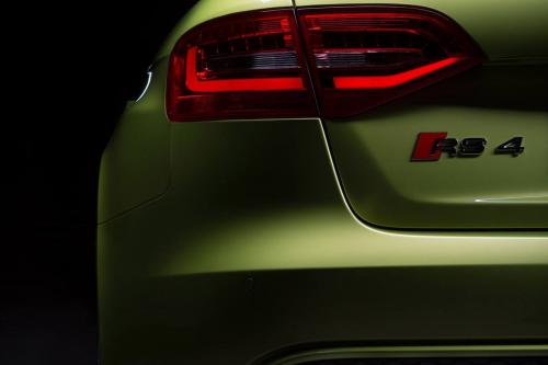 Audi RS 4 Avant Peridot Metallic (2015) - picture 8 of 8