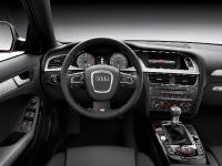 Audi S4 and S4 Avant (2009) - picture 11 of 23